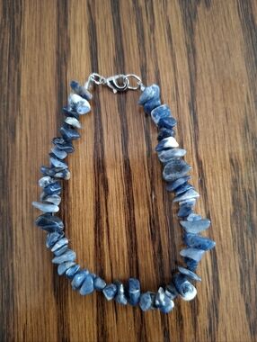 Bracelet Blue Sodalite Chips Size 7"